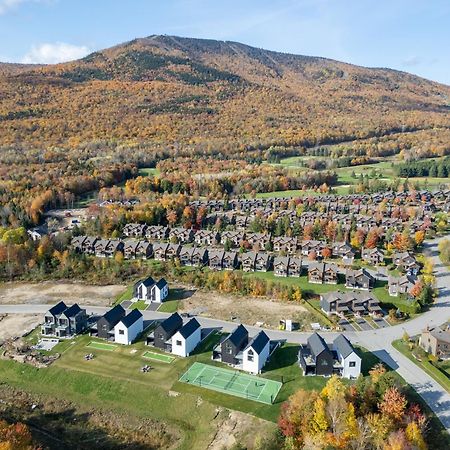 Sofa Villas Mont Sainte-Anne Beaupre Exterior photo