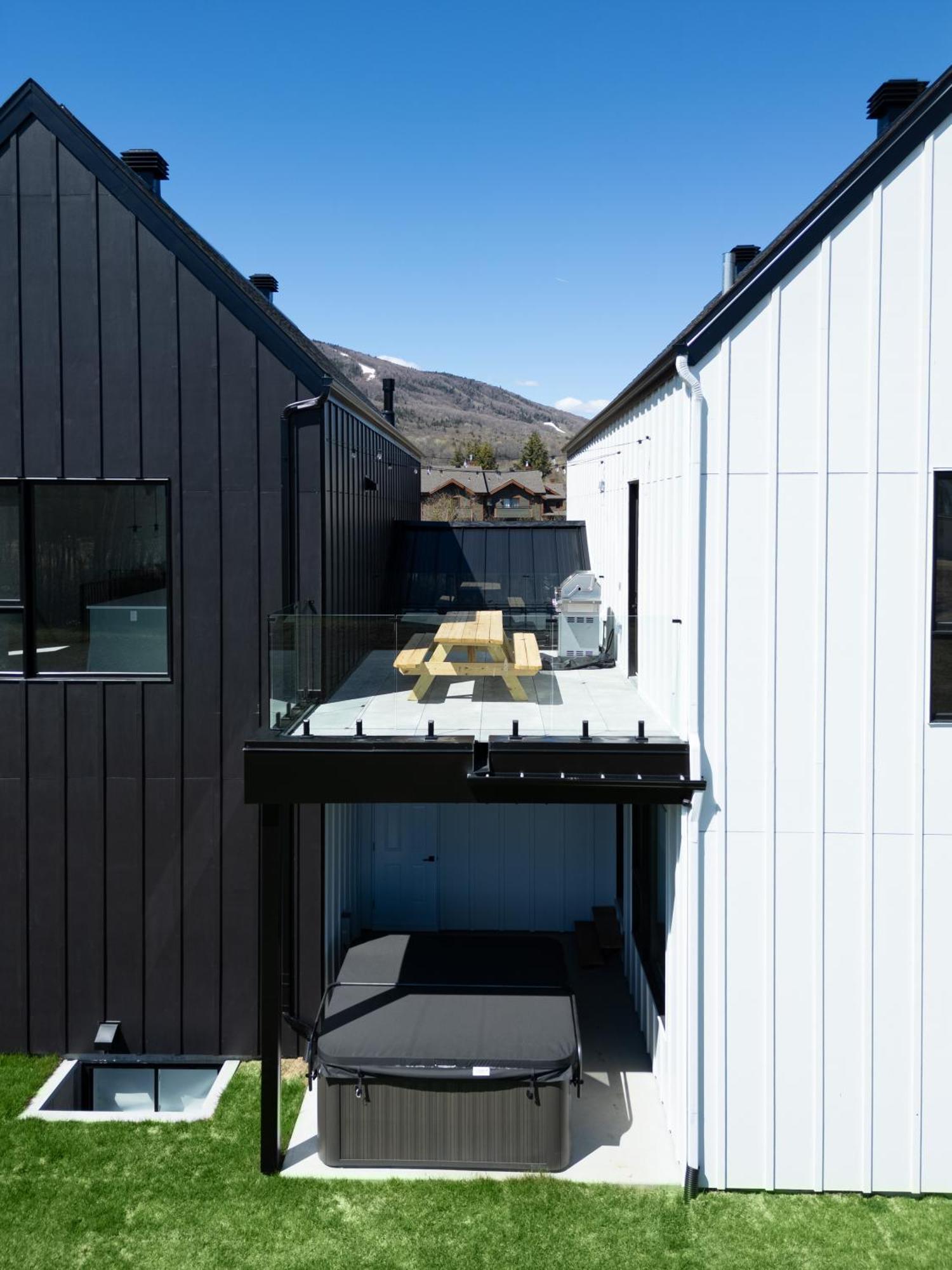 Sofa Villas Mont Sainte-Anne Beaupre Exterior photo
