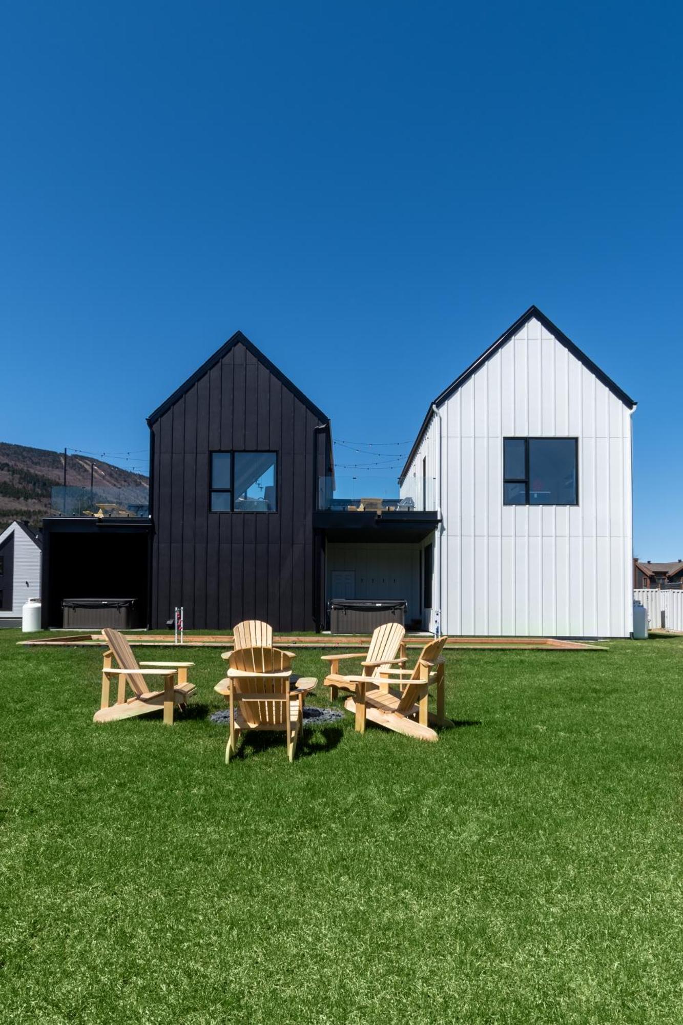 Sofa Villas Mont Sainte-Anne Beaupre Exterior photo