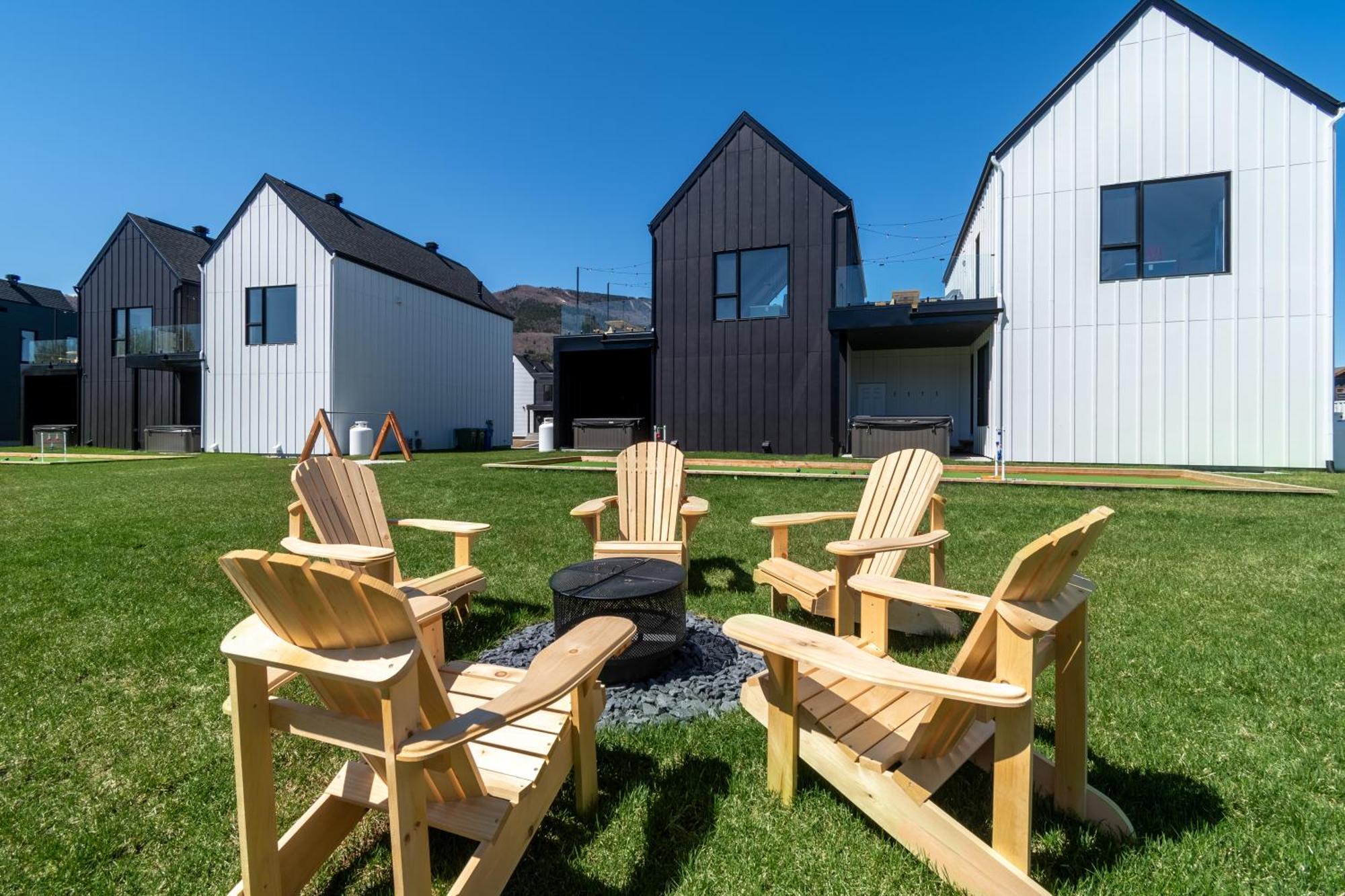 Sofa Villas Mont Sainte-Anne Beaupre Exterior photo